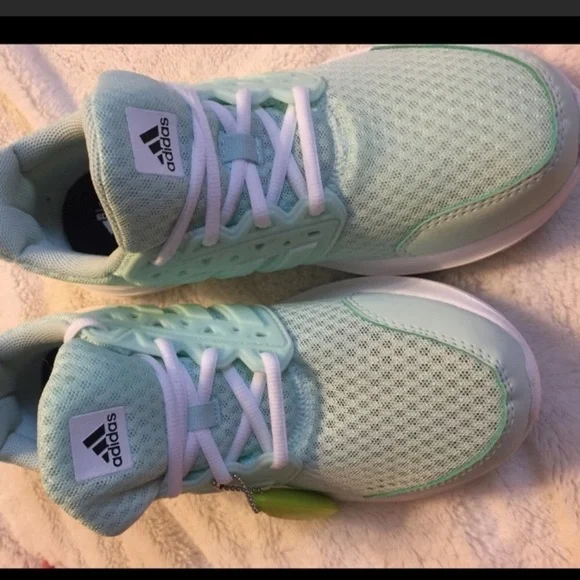 Adidas galaxy 3w running shoes - size 8